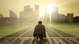 起業には様々な種類がある？ビジネスの内容・オフィス・資金調達方法の違いを紹介！