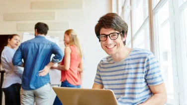 大学生起業の成功例5つ！大成功した人の共通点や失敗しないコツは？