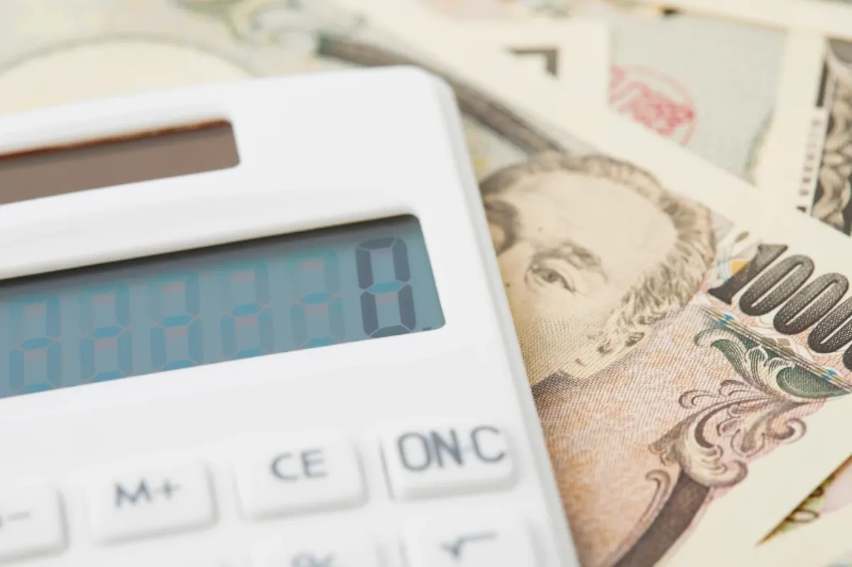 副業の経費はどこまで認められる？経費の範囲や家事按分、減価償却の考え方を紹介