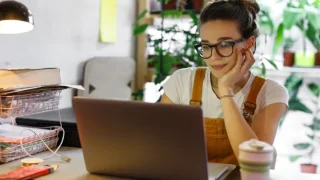 バーチャルオフィスは住所のみ無料で借りられる？おすすめの格安サービスも紹介