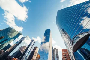 企業とは？会社との違いや定義・種類、個人事業主やマイクロ法人の扱いについて解説
