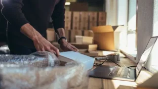 転売とは？意味や利益を得る仕組み、成功のポイントを解説