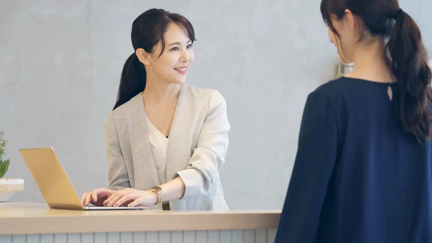有人受付で郵便物の来店受け取りも可能