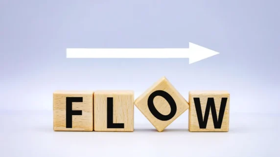 ビジネス用語「フロー」とは？意味と具体例をわかりやすく解説