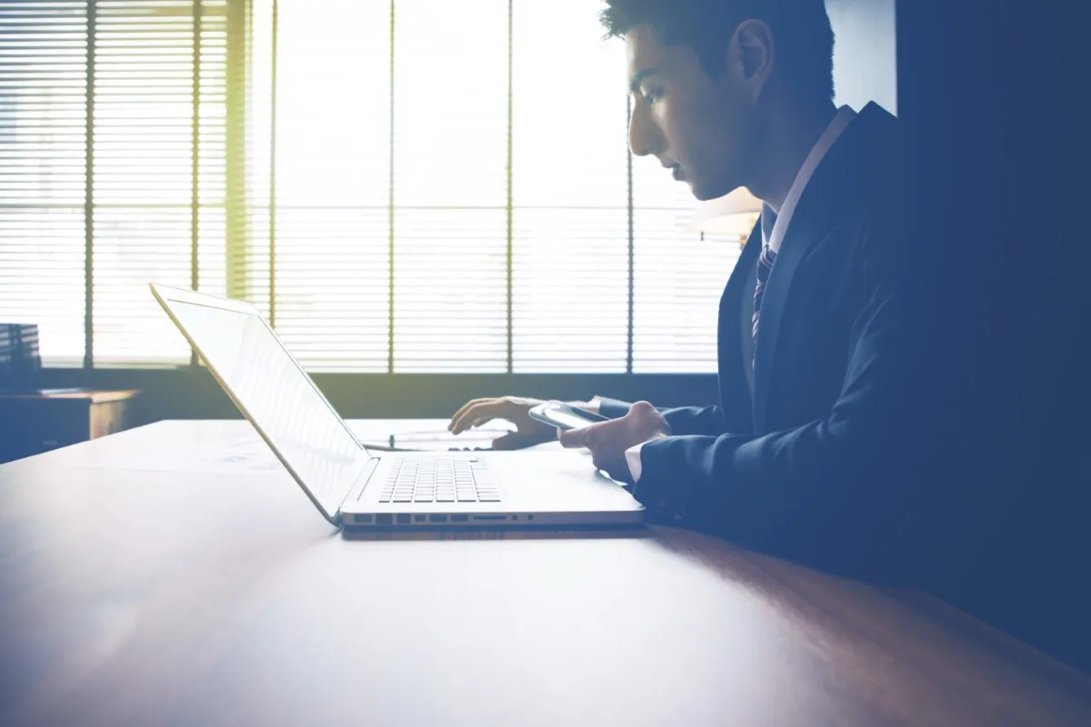 サラリーマン向け！即始められる副業アイデア11選