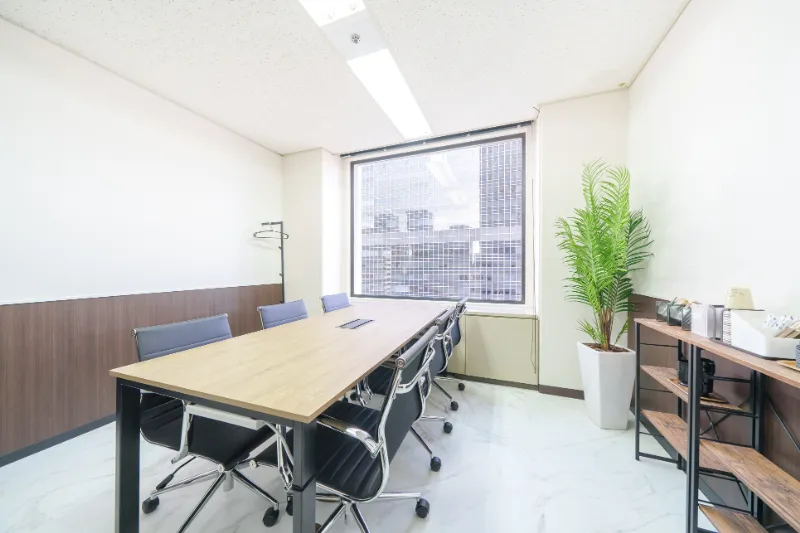 レゾナンスバーチャルオフィス大阪梅田店内観