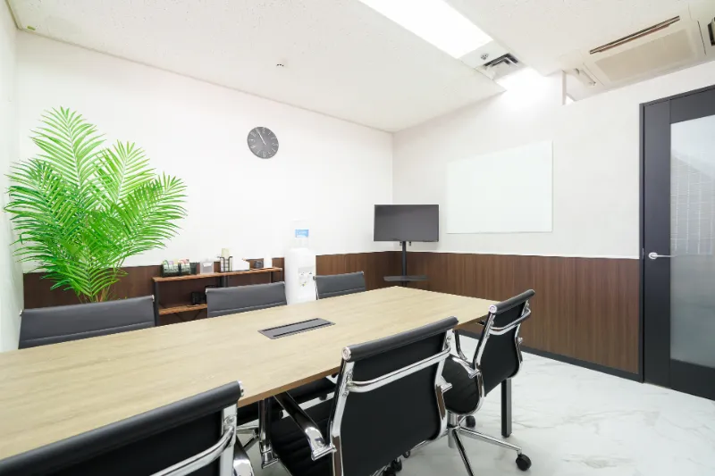 レゾナンスバーチャルオフィス大阪梅田店内観